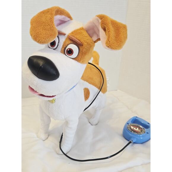 Secret Life of Pets BEST FRIEND MAX Spin Master Talks & Walks Works Discontinued